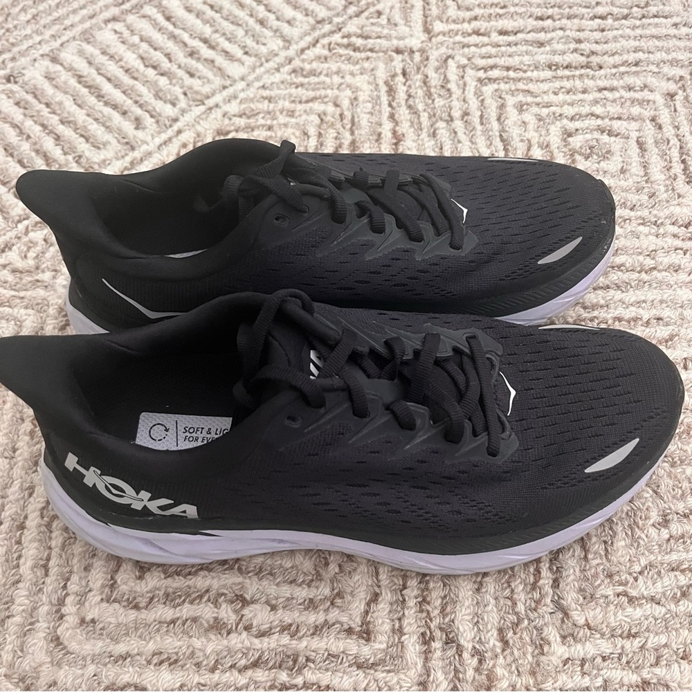 Hoka Clifton 8 *excellent condition- only worn 2x*